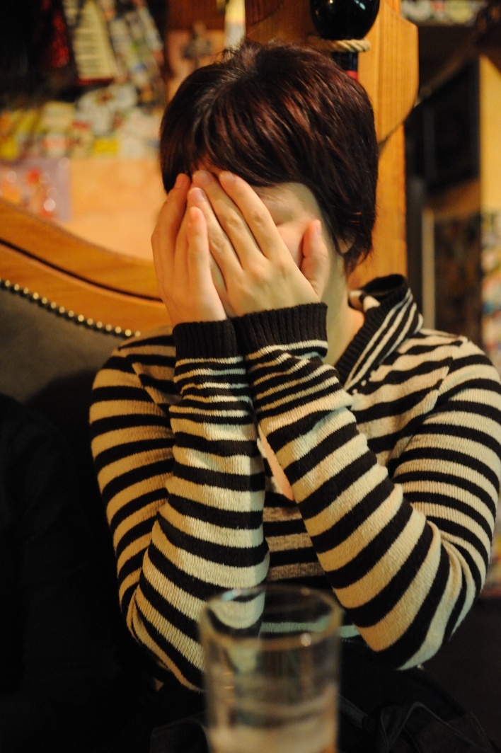 Csilla nem akar fényképezkedni