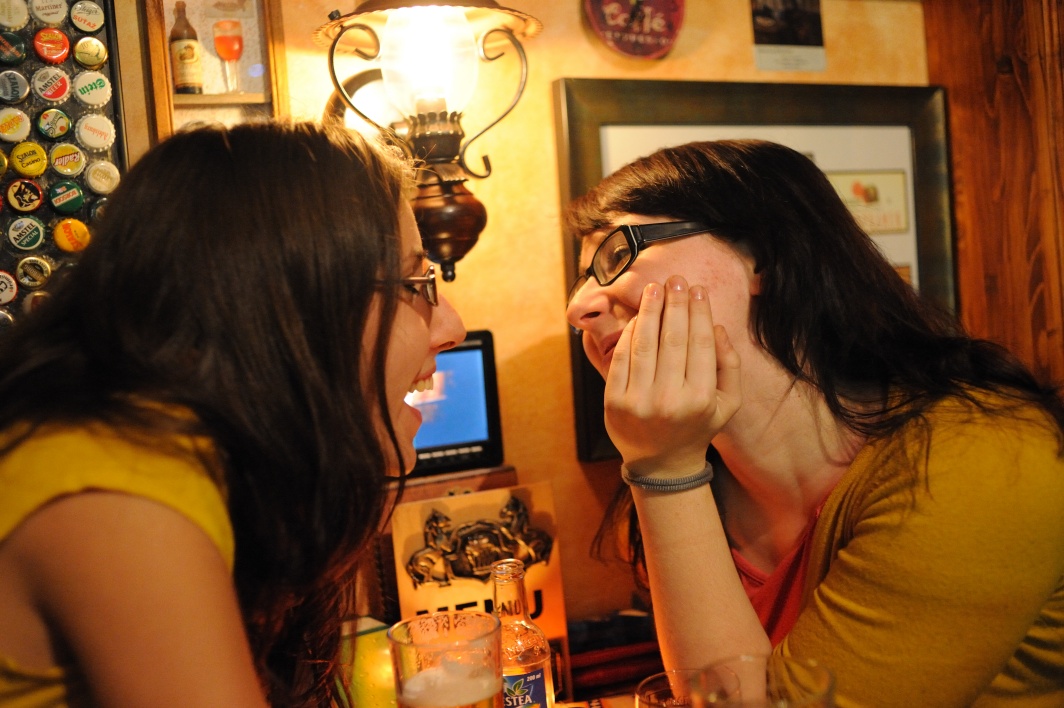 És most jön a nyelves...