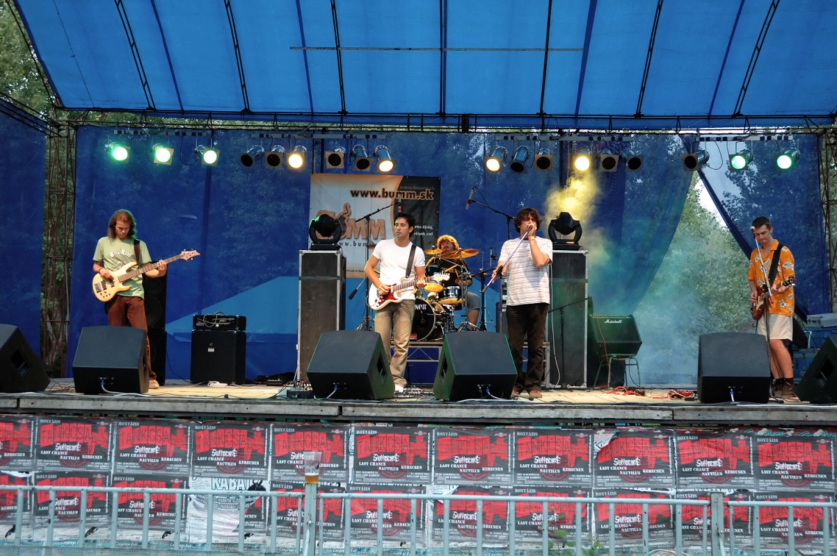 Expired Passport és Takács Tamás